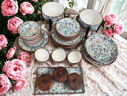 The Maharani's Garden Banquet Set