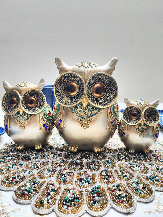 The Radiant Watchers