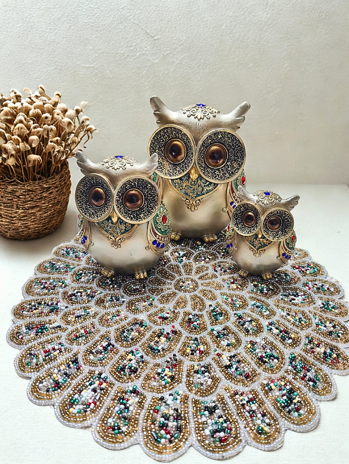 The Radiant Watchers